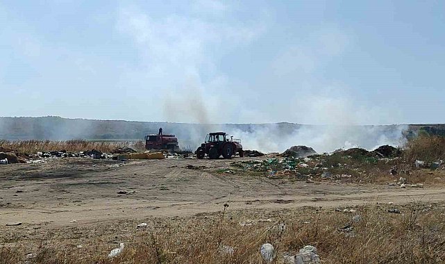 Babaeski'de çöplük alanda yangın