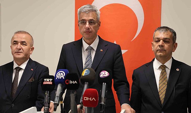 Bakan Memişoğlu: "Sağlıkla ilgili daha iyi şeyler yapmak için elimizden geleni yapıyoruz"