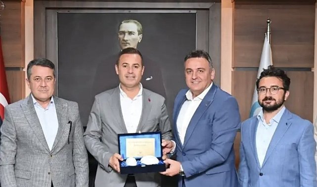 Bandırma Ticaret Odası'ndan Balıkesir Büyükşehir Belediye Başkanı Ahmet Akın'a Ziyaret