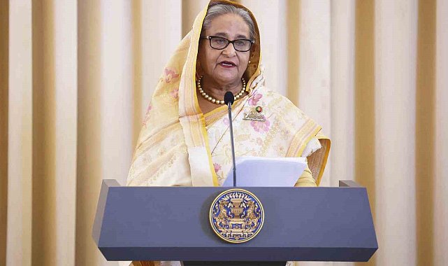 Bangladeş'te ülkeden kaçan Hasina'ya cinayet soruşturması