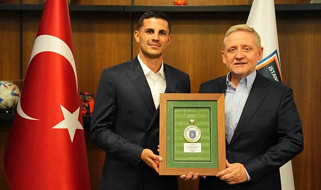 Başakşehir, Danijel Aleksic'i ağırladı