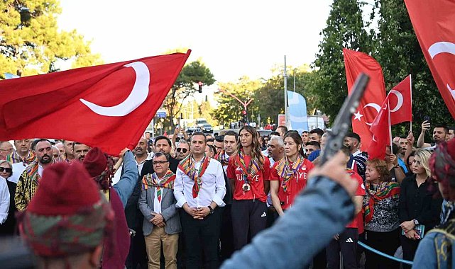 Başkan Akın: Kurtdereli Mehmet Pehlivan'a sahip çıkacağız