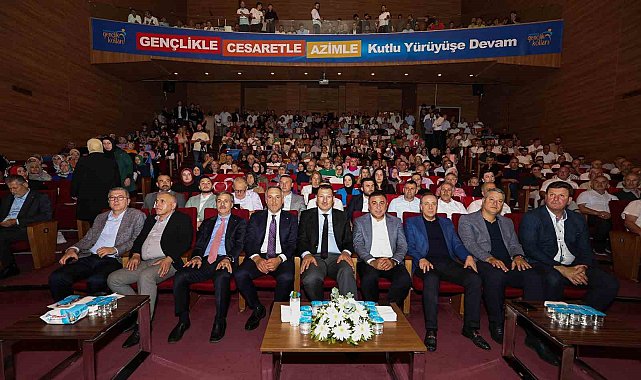 Başkan Alemdar: "Sakarya tarihine iz bırakacak işler yapmak için çalışıyoruz"