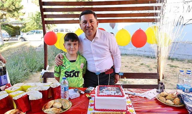 Başkan Arı'dan minik Poyraz'a doğum günü sürprizi