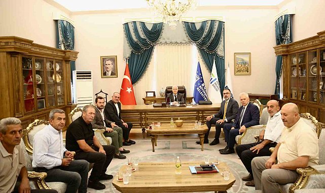 Başkan Bozbey, su sorunu çeken köylülerle bir araya geldi