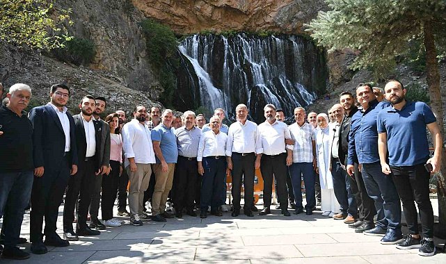 Başkan Büyükkılıç ve milletvekilleri Kapuzbaşı sakinleri ile buluştu