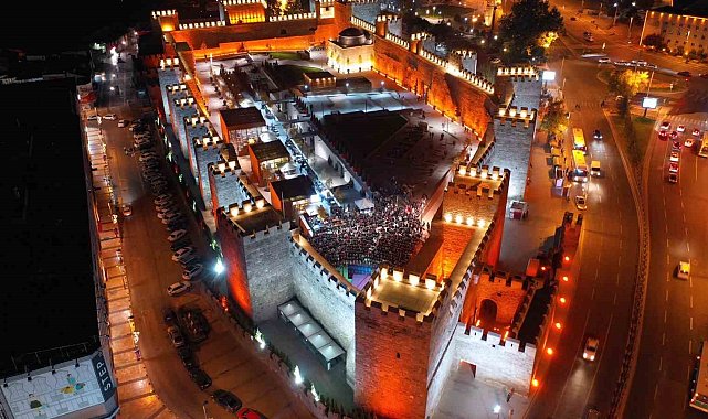 Başkan Büyükkılıç'tan Kayseri'ye davet