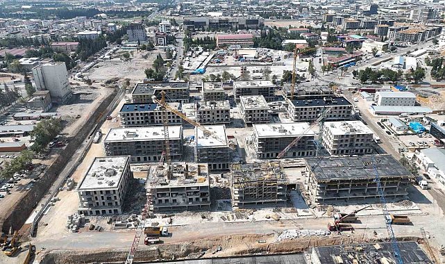 Başkan Görgel: "4 binin üzerinde yaşam alanının inşası sürüyor"