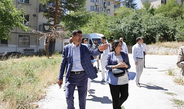 Başkan Kahveci Azot Evlerinde incelemelerde bulundu