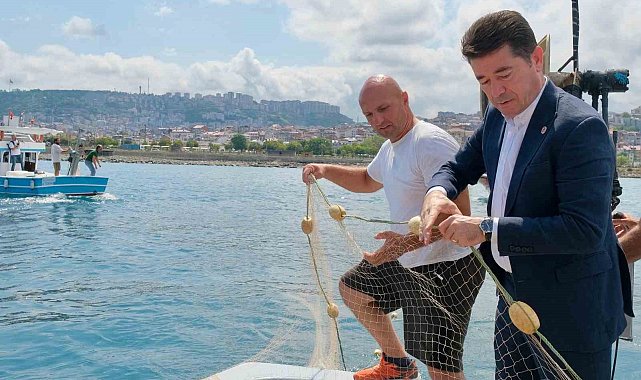 Başkan Kaya yeni av sezonu öncesi balıkçılar ile bir araya geldi
