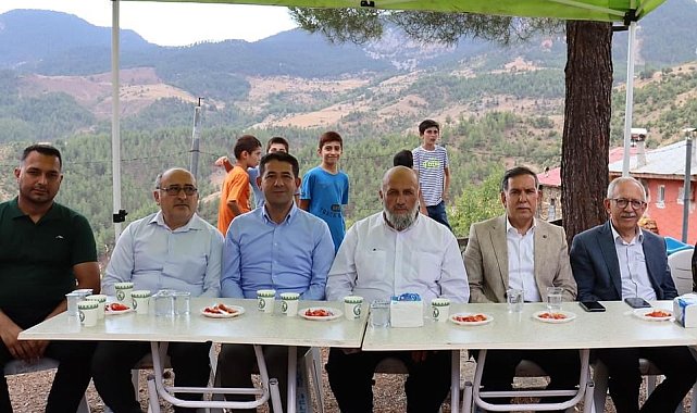 Başkan Özen, Hacı Hasan Fevzi Efendi'nin anma programına katıldı
