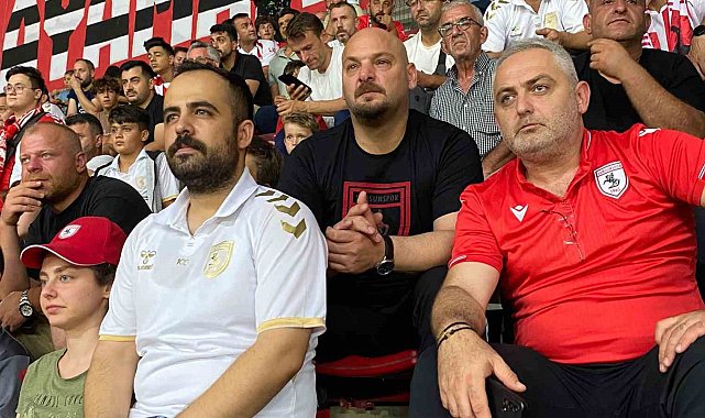 Başkan Türkel: "Tüm sezon tribündeyiz"