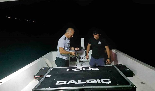 Batan teknedeki 3 şahsın bulunması için çalışmalar sürüyor