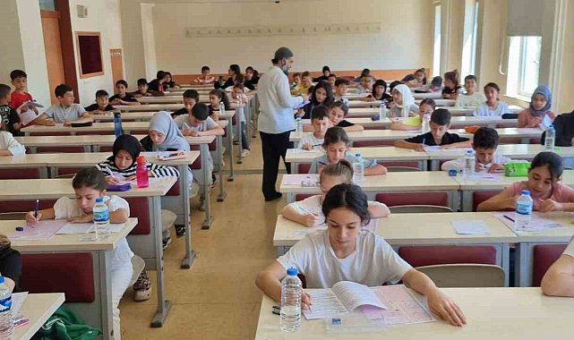 Bayburt'ta Kur'an kursu öğrencileri bilgide yarıştılar