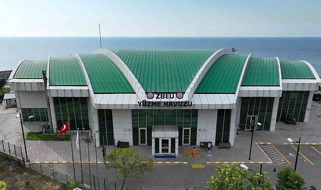 BEUN Yüzme Havuzu'nda gerçekleştirilen kurslar büyük ilgi görüyor