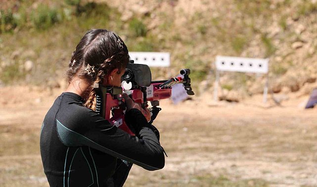 Biathlon Milli Takımı Balkan şampiyonasında Türkiye'yi temsil edecek