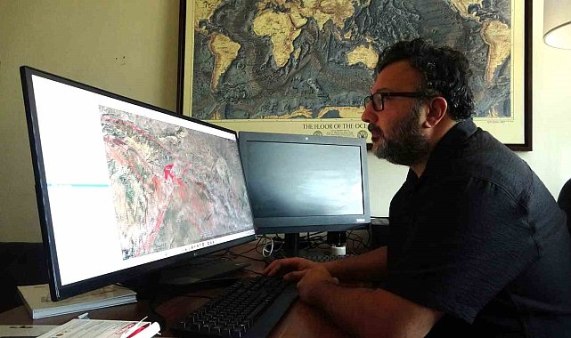 Bingöl'de son günlerde meydana gelen depremlerin ardından uzmanı uyardı: "Burası 7.4'ten büyük bir deprem yaşayabilir"