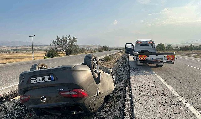 Burdur-Fethiye karayolunda otomobil takla attı: 5 yaralı