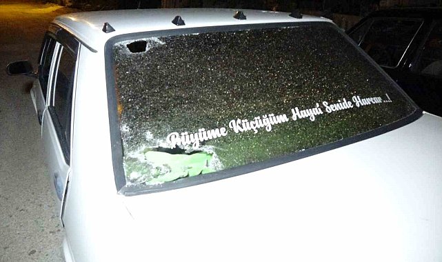 Burdur'da otomobile sıkılan kurşunlar balkonda oturan yaşlı çifte isabet etti: 2 yaralı