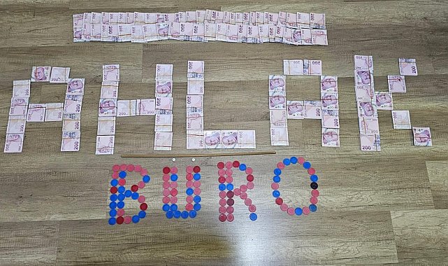 Bursa'da kumarhaneye suçüstü baskın : 5 gözaltı