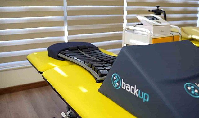 Bütüncül yaklaşım ve teknoloji ile omurga problemlerine kalıcı çözüm