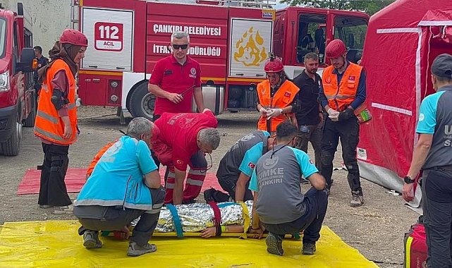 Çankırı'da 82 gönüllü UMKE personeli 7 gün 24 saat görev için hazır bekliyor