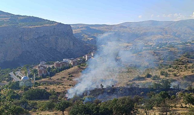 Çemişgezek&#039;teki yangın yerleşim yerlerine sıçramadan söndürüldü