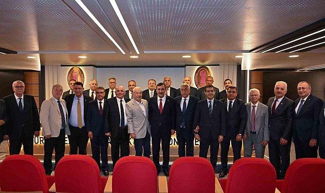 Cumhurbaşkanı Yardımcısı Yılmaz, TESK Başkanı Palandöken ile görüştü
