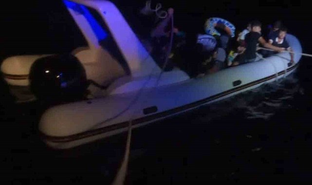 Datça'da 19 düzensiz göçmen kurtarıldı