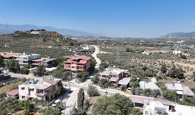 Defne ve Samandağ'da yol iyileştirmeleri devam ediyor