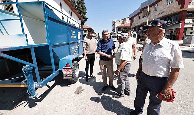 Denizli Büyükşehirden üreticiye ekipman desteği