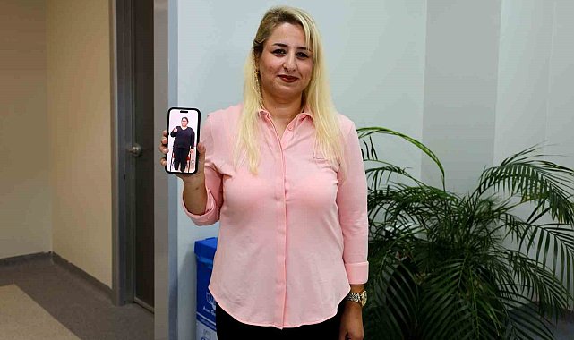 Dördüzlerine bakabilmek için 55 kilo verdi