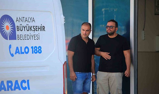 Düğünde öldürülen meclis üyesinin cenazesini ağabeyi gözyaşları içinde teslim aldı