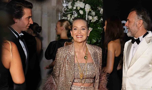 Dünyaca ünlü yıldız Sharon Stone ödülünü aldı