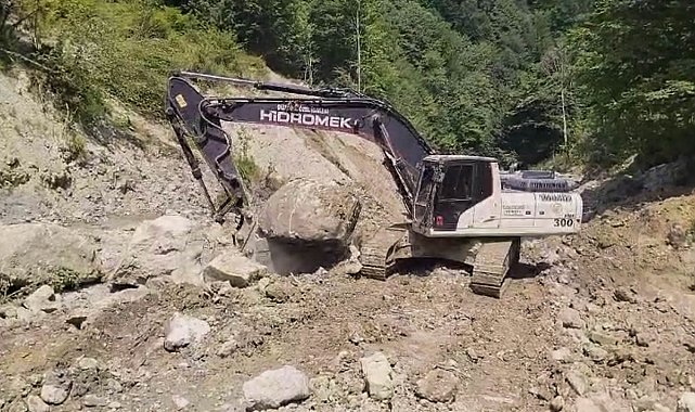 Düzce'de yollarda hummalı çalışma