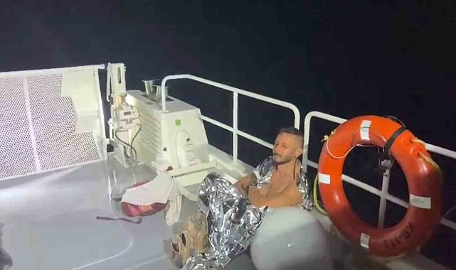 Düzensiz göçmen Datça'daki ıssız koyda tek başına yakalandı