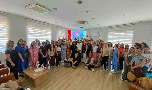 Efeler Belediyesi'nin öğretmenleri hizmet içi eğitimlerini sürdürüyor