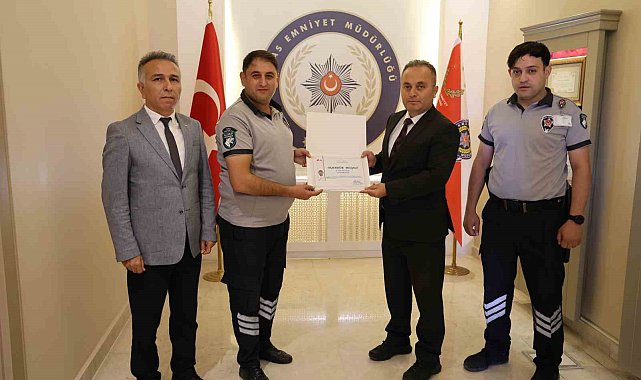 Emniyetten özel güvenlik görevlilerine teşekkür belgesi