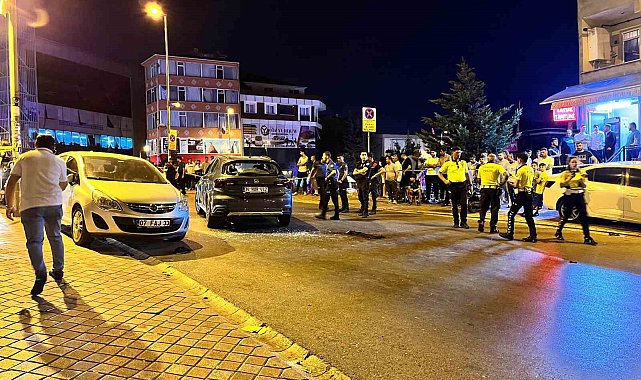 Esenyurt'ta aracın çarptığı üç yaşındaki çocuk hayatını kaybetti... Feci kaza kamerada