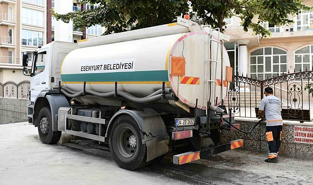 Esenyurt'ta Camilerde Kapsamlı ' Cuma Namazı' Temizliği