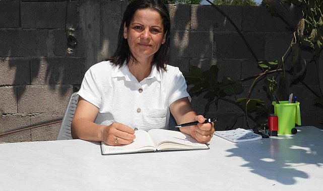 Eşinin itirazına rağmen kararından vazgeçmeyerek ilçenin tek kadın muhtarı oldu