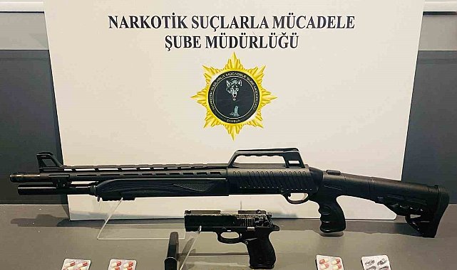 Ev ve iş yerinde uyuşturucu madde ele geçirildi