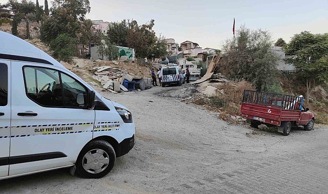 Evinin bahçesini temizlerken elektrik akımına kapılan kadın hayatını kaybetti