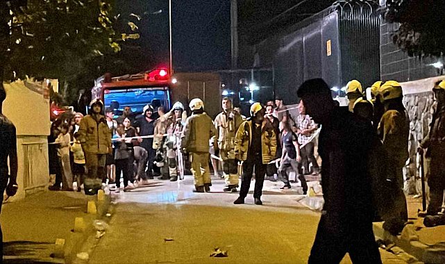 Fatih'te çöken daire cep telefonu kamerasıyla görüntülendi