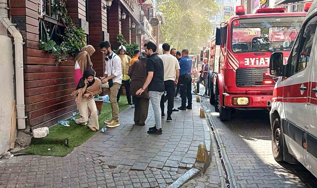 Fatih'te otel yangınında mahsur kalan 6 kişi kurtarıldı