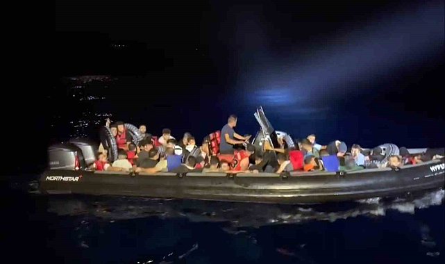 Fethiye&#039;de 2 göçmen kaçakçılığı şüphelisi yakalandı