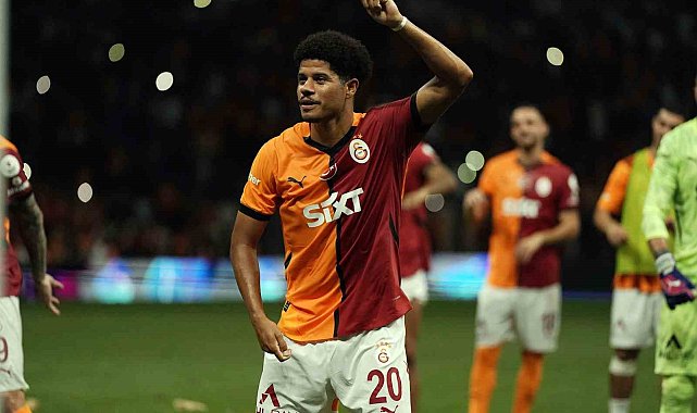 Gabriel Sara, Championship'te en iyi 11'e seçildi