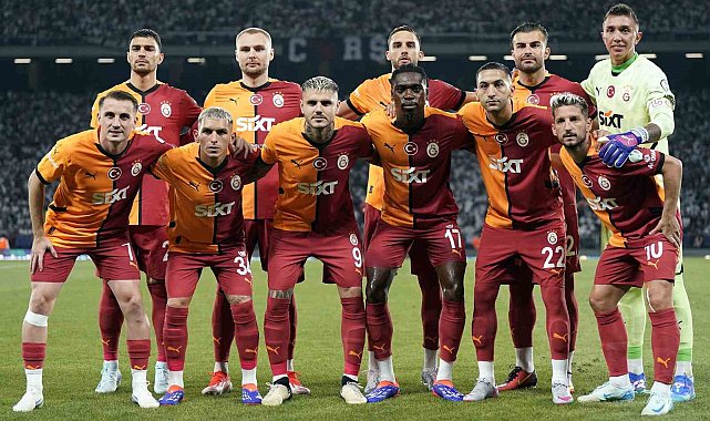 Galatasaray beklenen 11&#039;le başladı