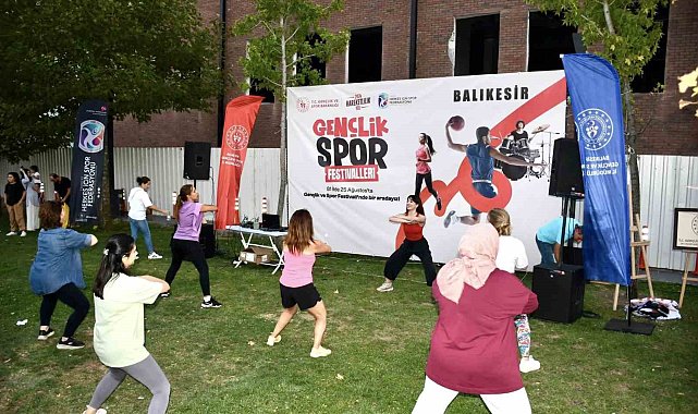 Gençlik ve Spor Festivali Balıkesir'de yapıldı