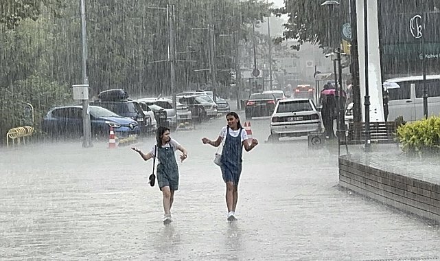 Gök gürültülü sağanak yağış uyarısı